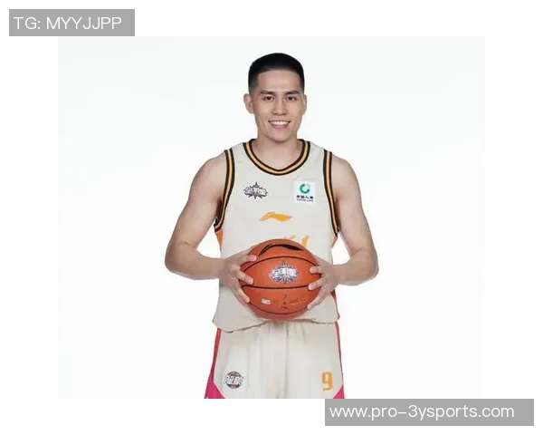 陈盈骏稳定发挥全场贡献14分4板6助攻表现出色正负值5助球队获胜